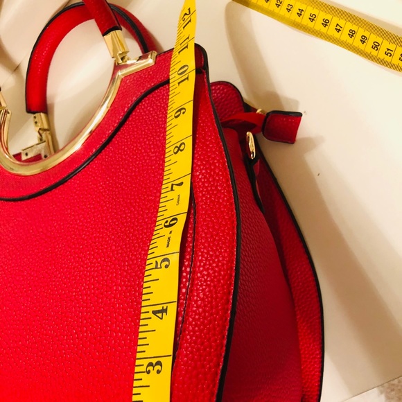 Red handbag - Picture 6 of 6